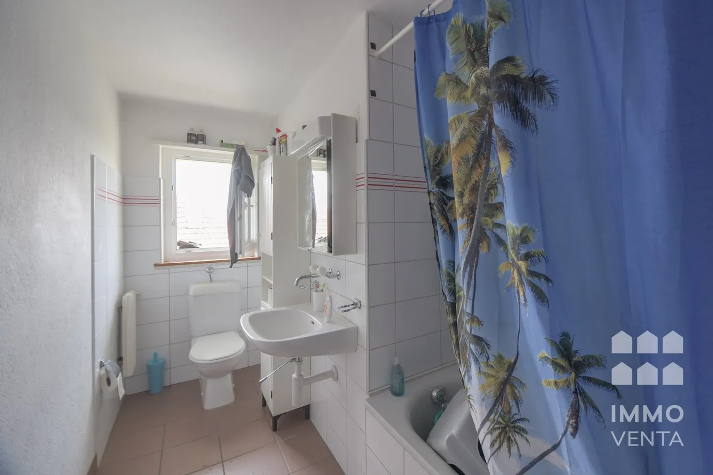 Appartement lumineux de 2½ pièces avec balcon - Photo 5 sur 8