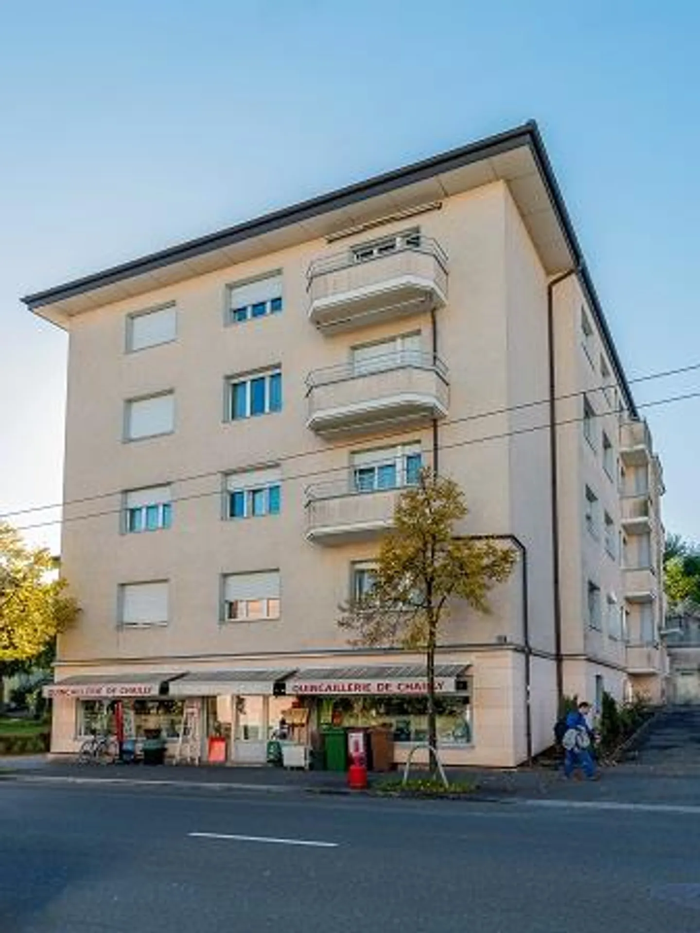 Alle Annehmlichkeiten in Reichweite - Foto 3 von 4