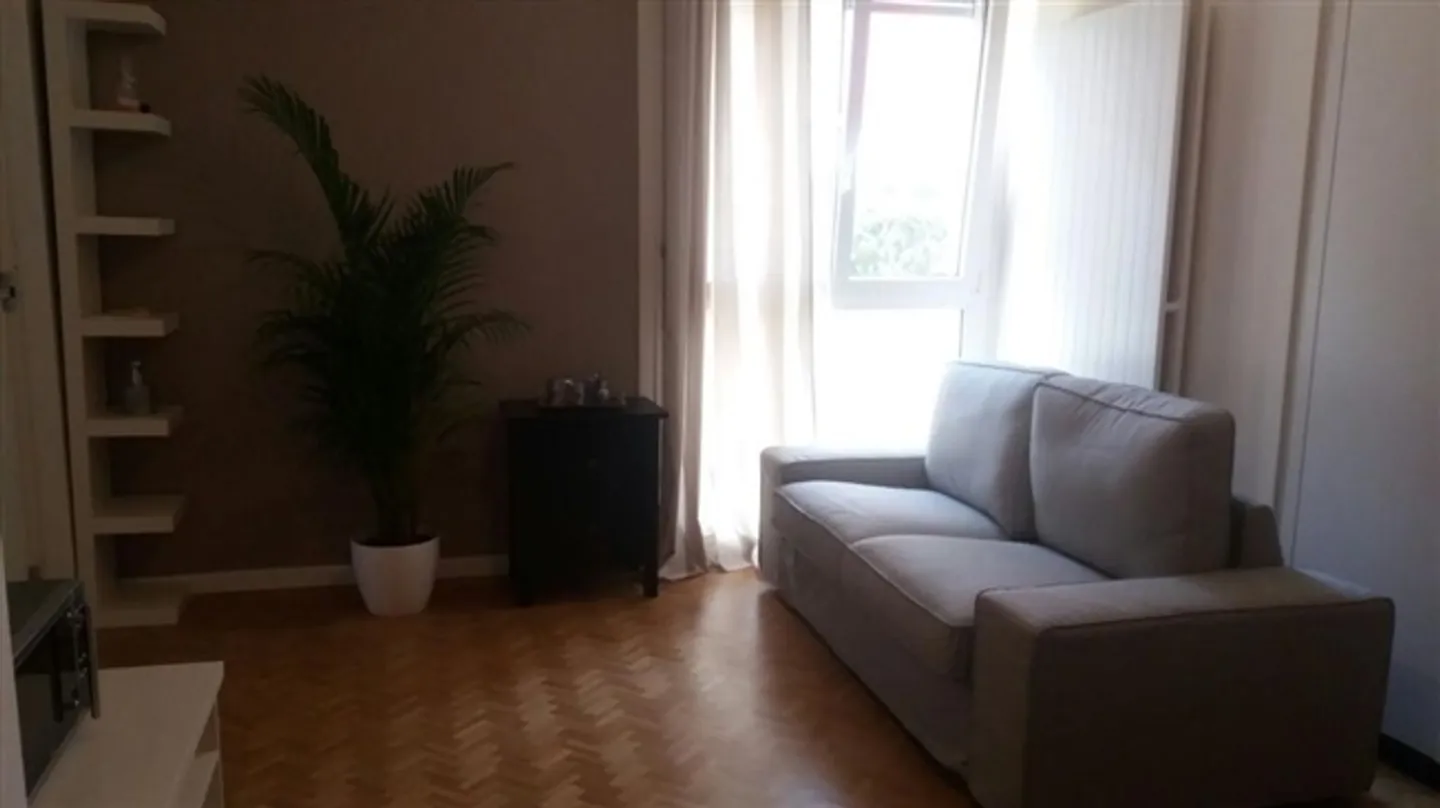 Income-generating apartment - Photo 1 of 15