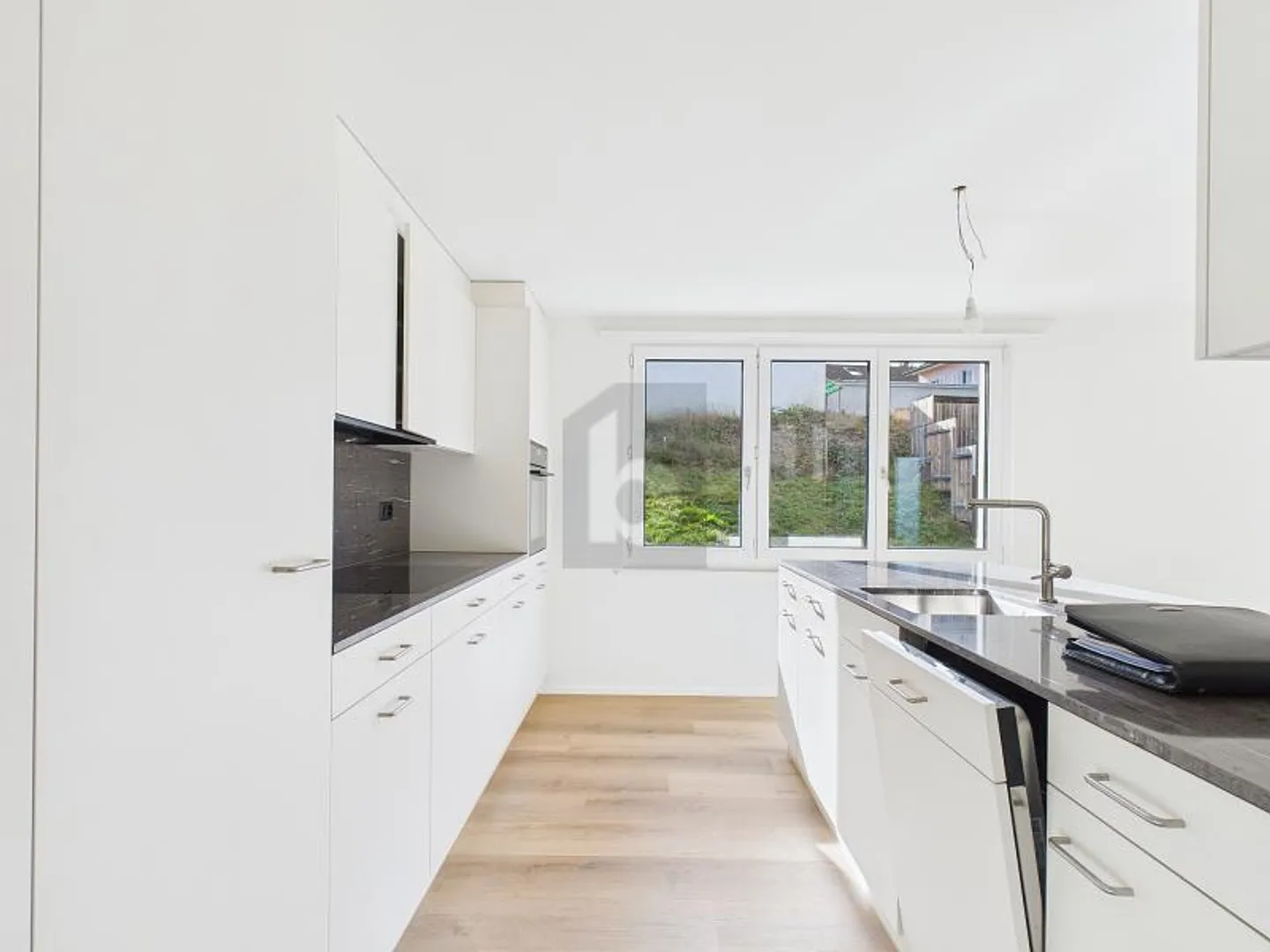 WOHNOASE MIT GARTEN UND OPTIMALER LAGE - Photo 4 of 6