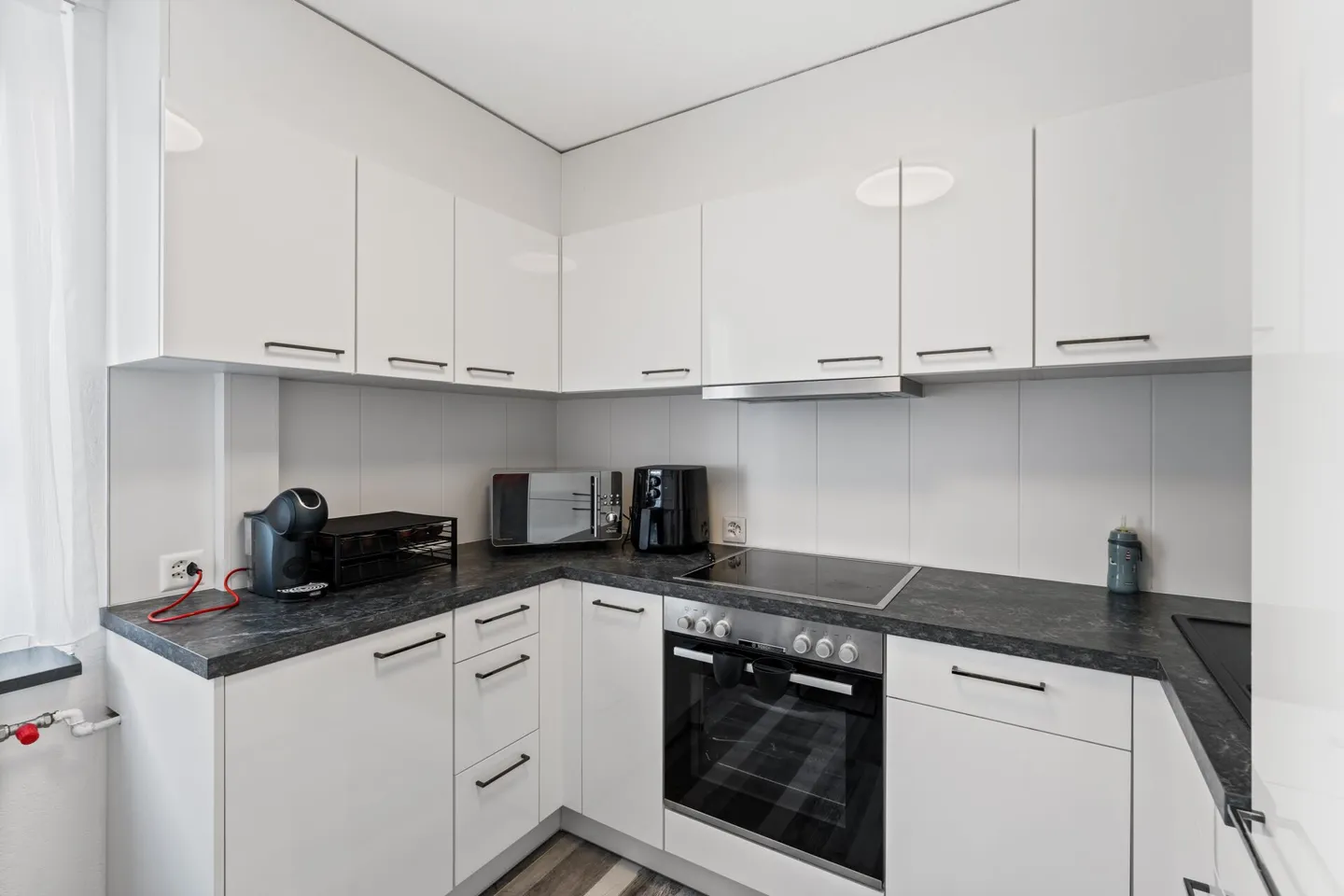 Beautiful multi-family house with 3 apartments - Photo 3 of 12