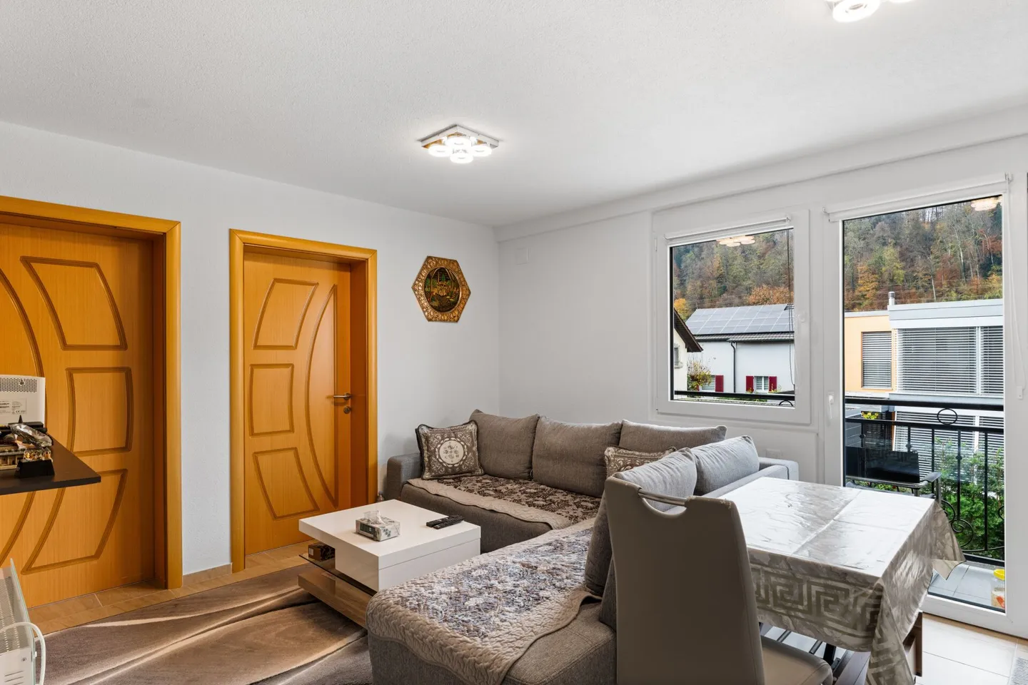 Beautiful multi-family house with 3 apartments - Photo 8 of 12