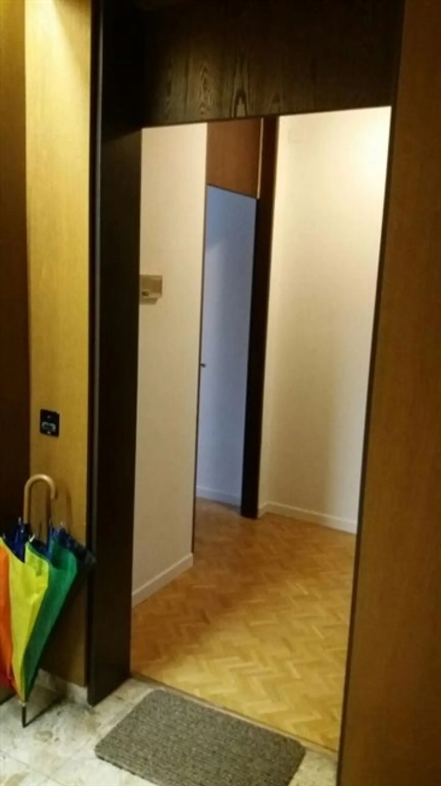 Income-generating apartment - Photo 10 of 15