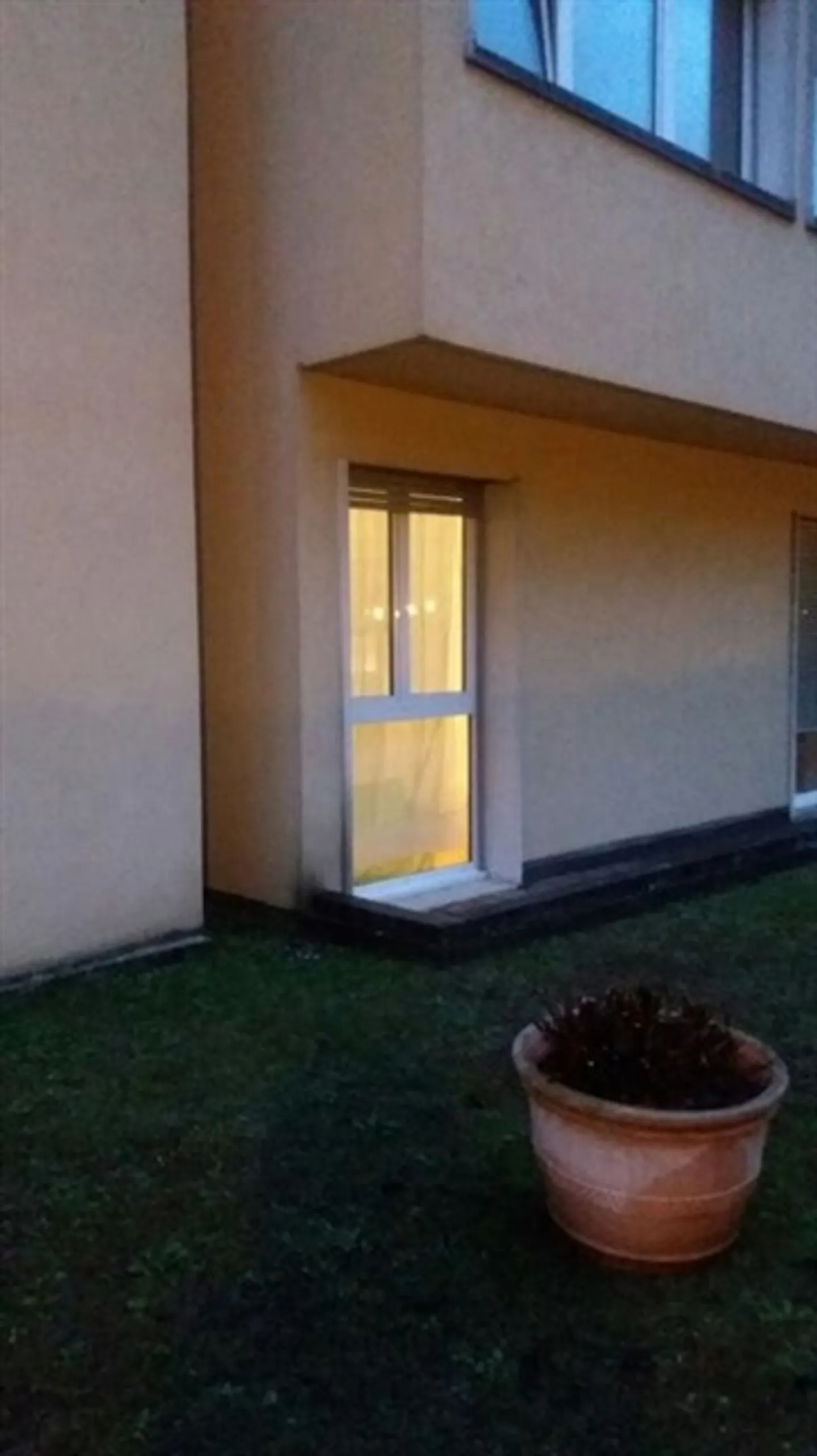 Income-generating apartment - Photo 13 of 15