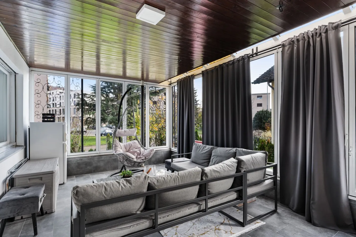 Beautiful multi-family house with 3 apartments - Photo 12 of 12