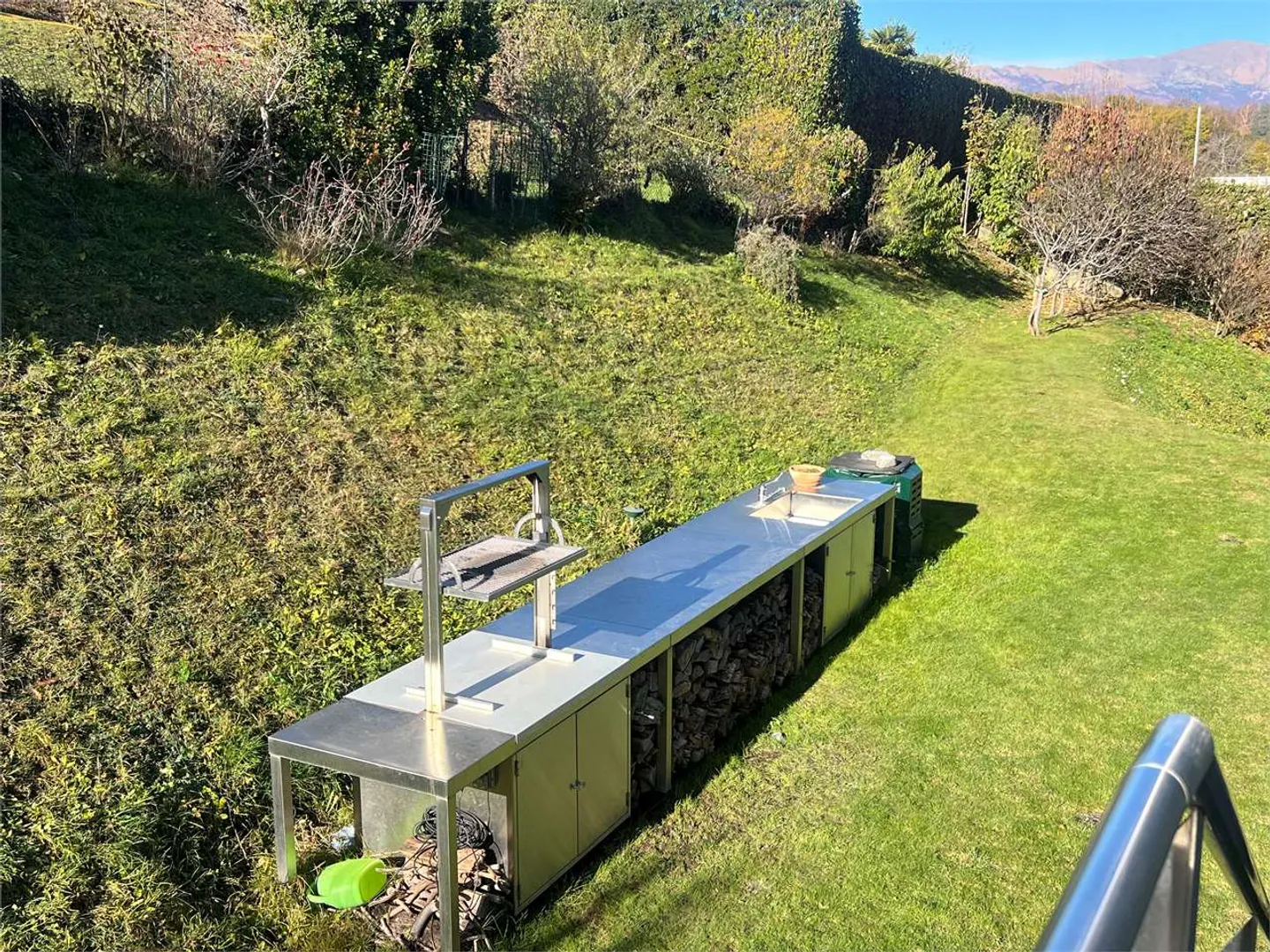 Villa di Lusso con Vista Lago - Foto 31 di 34