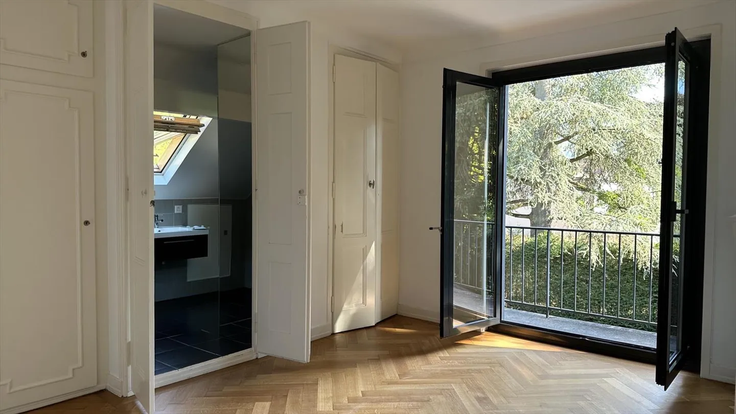 9-room House - Photo 6 of 13
