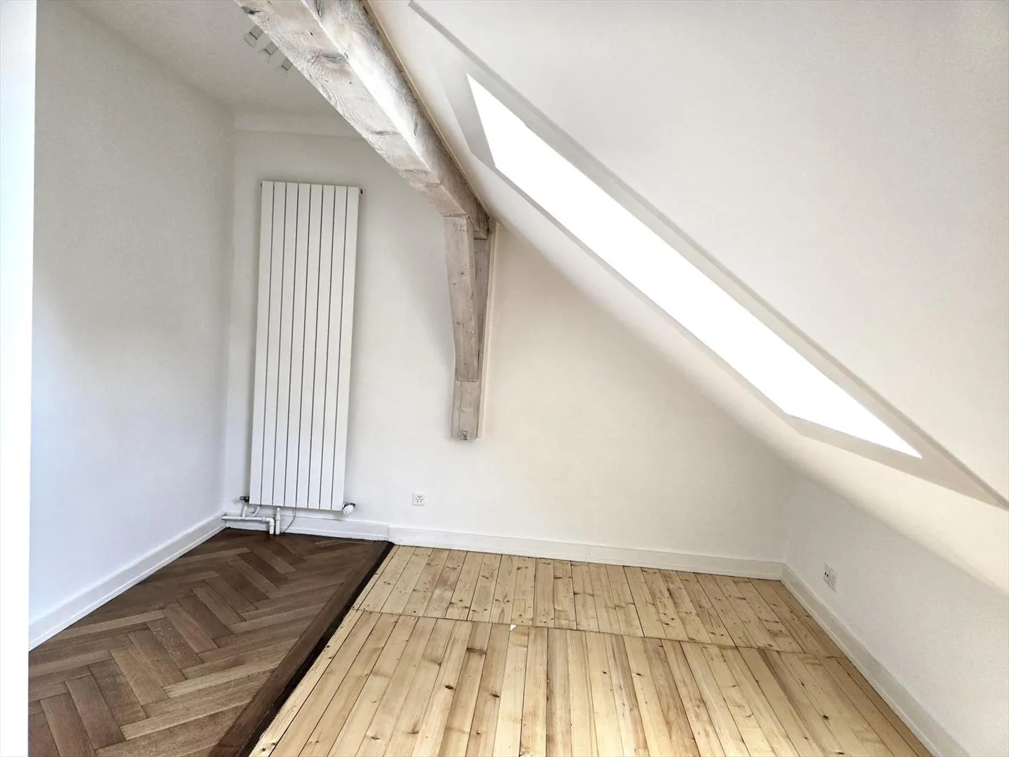 9-room House - Photo 8 of 13