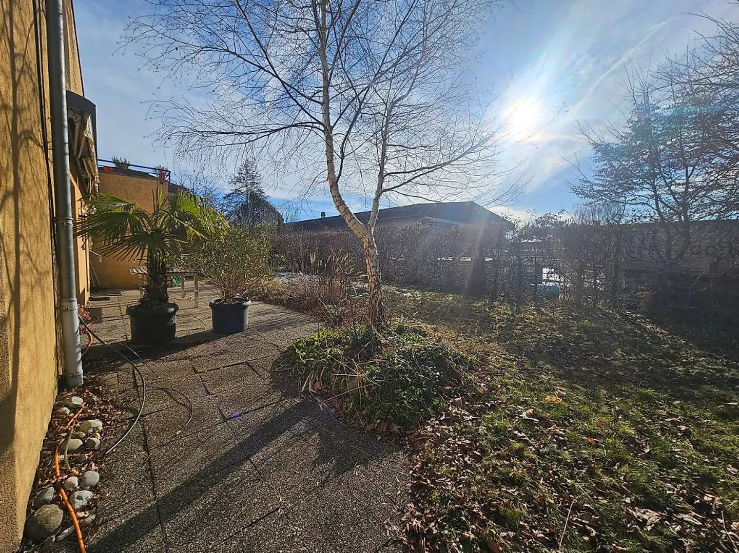 Charmante Wohnung in Villa - Foto 1 von 5