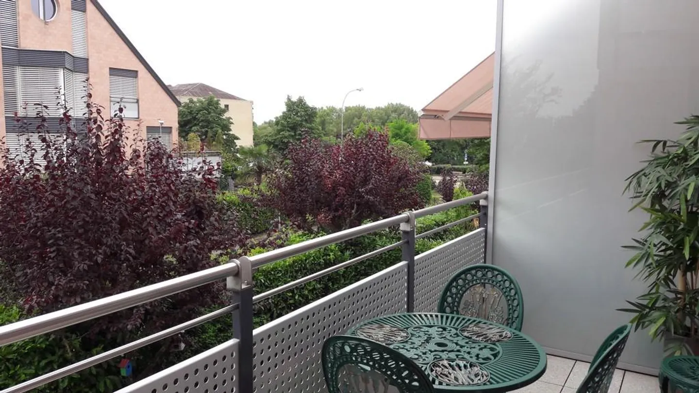 Extremely charming 3.5-room apartment with balcony - Photo 1 of 6