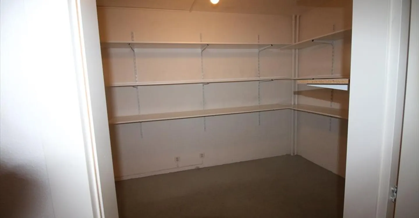 Spazio commerciale in vendita in una posizione molto centrale - Foto 11 di 13