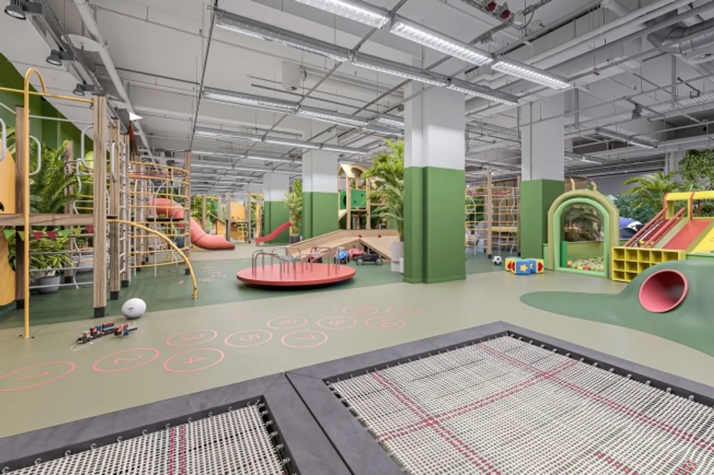 GREENHOUSE Dietlikon: Spazio commerciale di alta qualità in posizione privilegiata - Foto 1 di 10