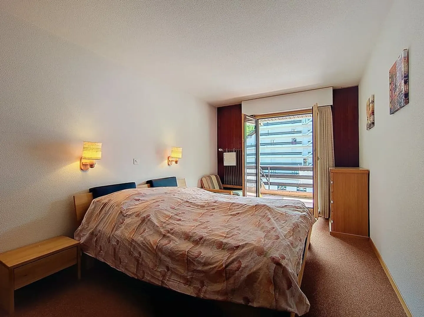 Charming penthouse apartment with 3.5 rooms in Torgon with terrace - Photo 4 of 13
