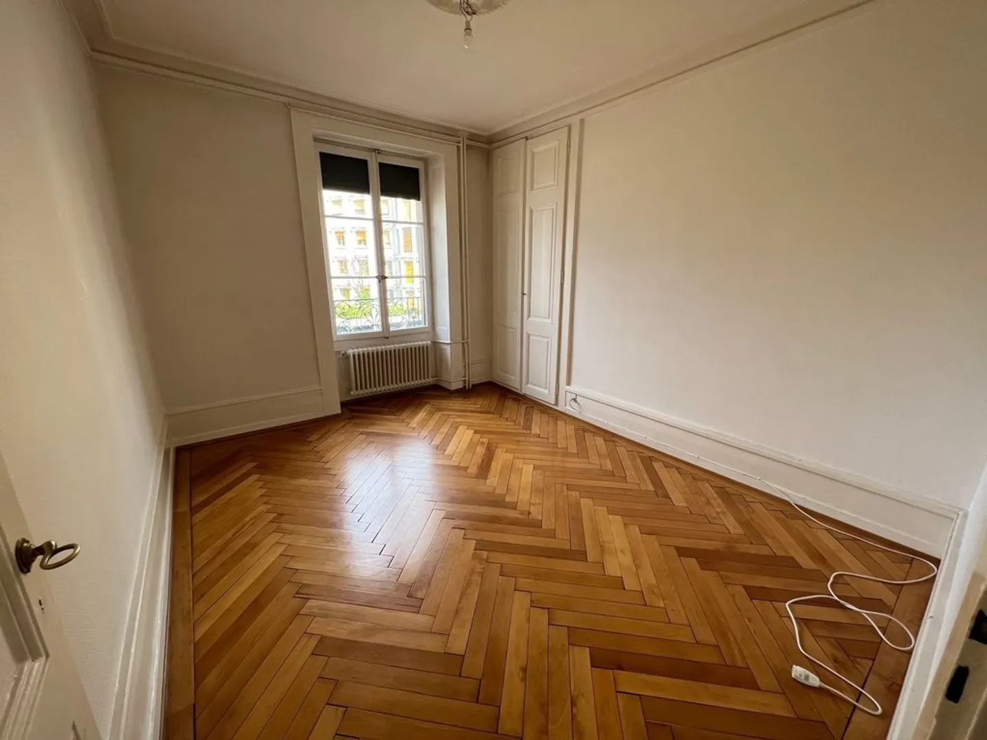 Bell'appartamento nel quartiere Servette - Foto 3 di 8