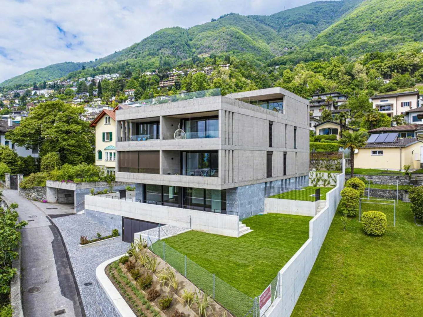 MINUSIO - Nuovo ed elegante appartamento di 4,5 stanze con grande giardino - Foto 22 di 24