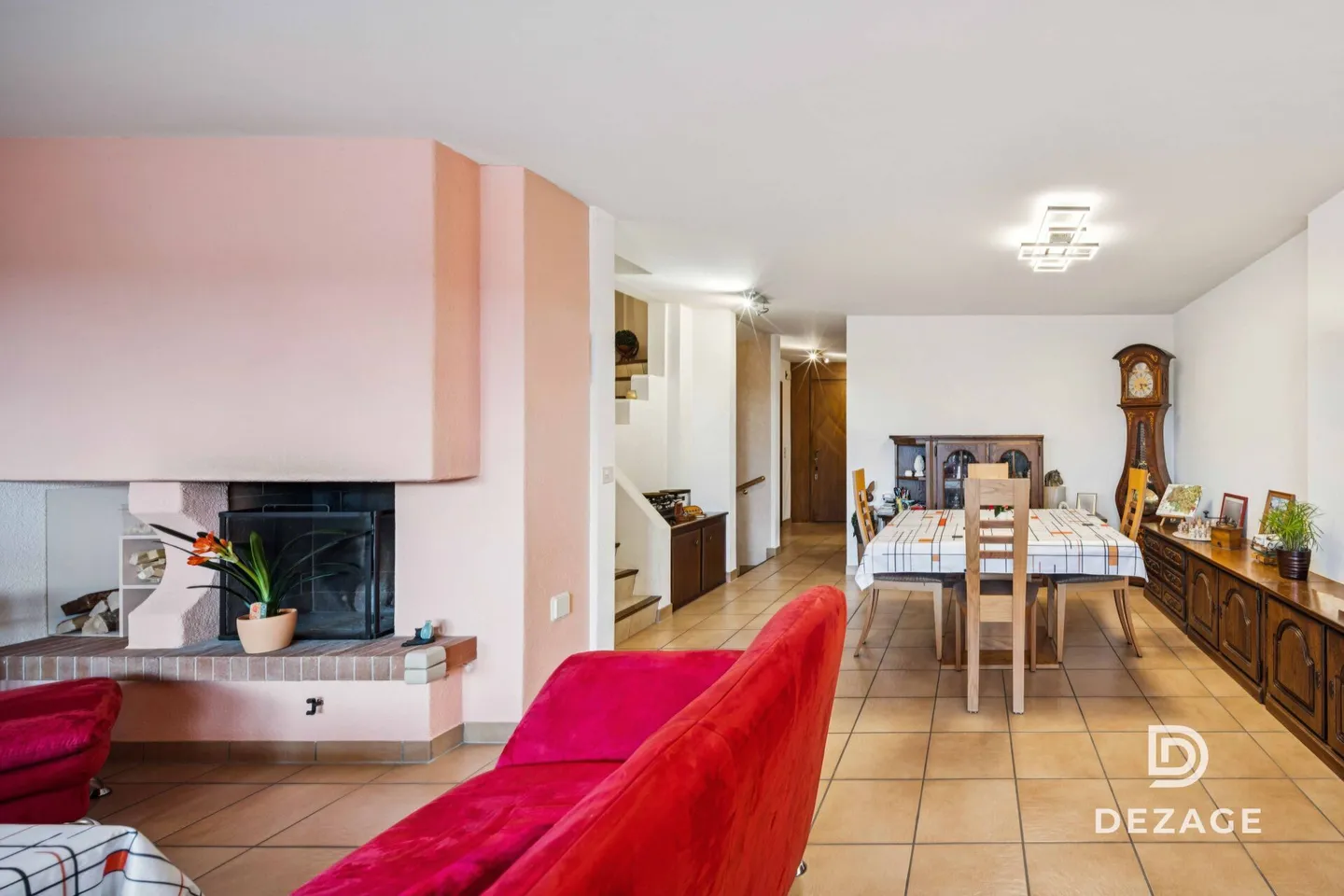 Ruhige Nachbarschaft, schöne Aussicht auf den Jura: hübsche Familienvilla 15 Minuten von Lausanne! - Foto 5 von 13