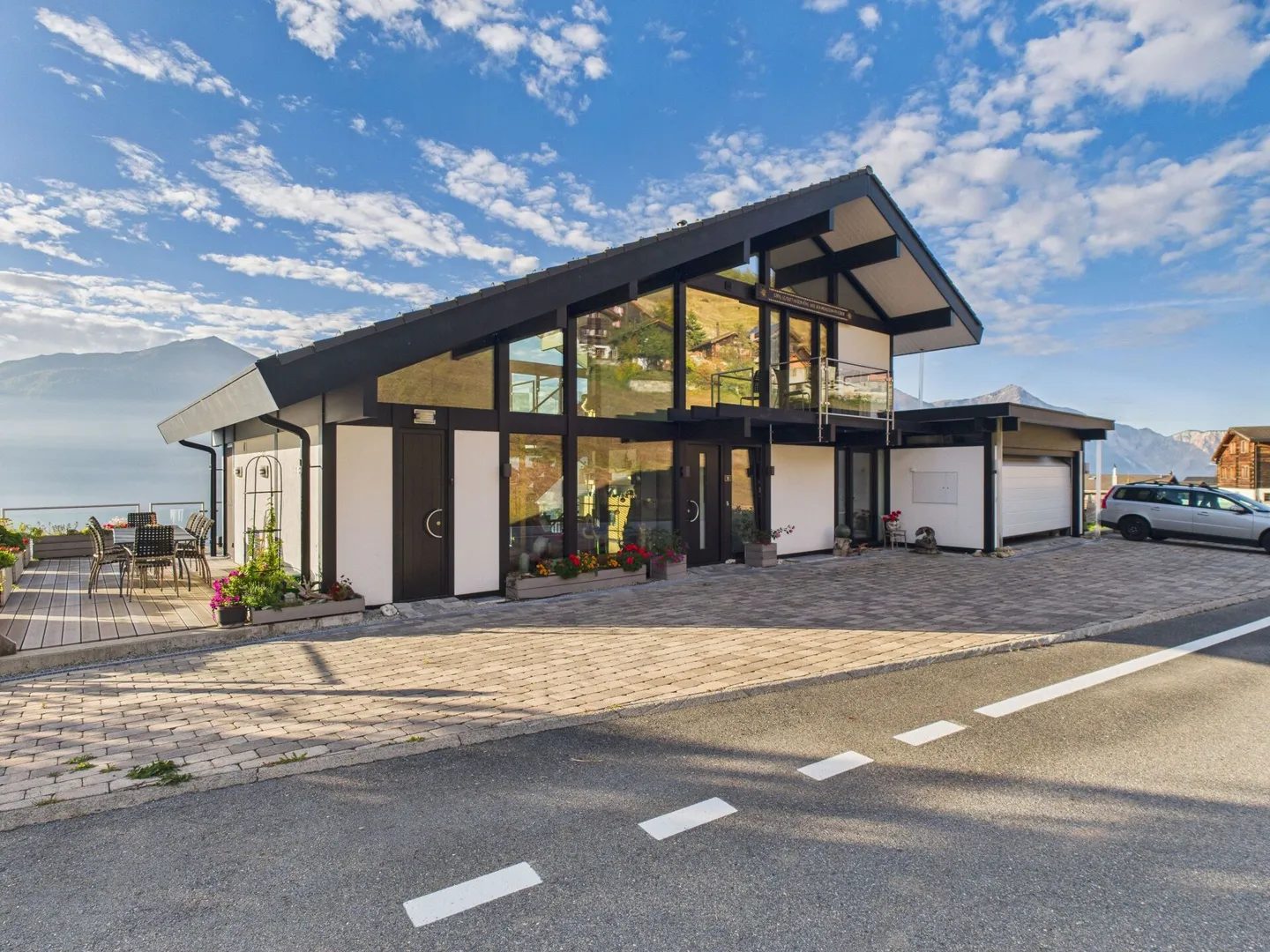 Dream house with its own wellness oasis in the mountains - Photo 1 of 15