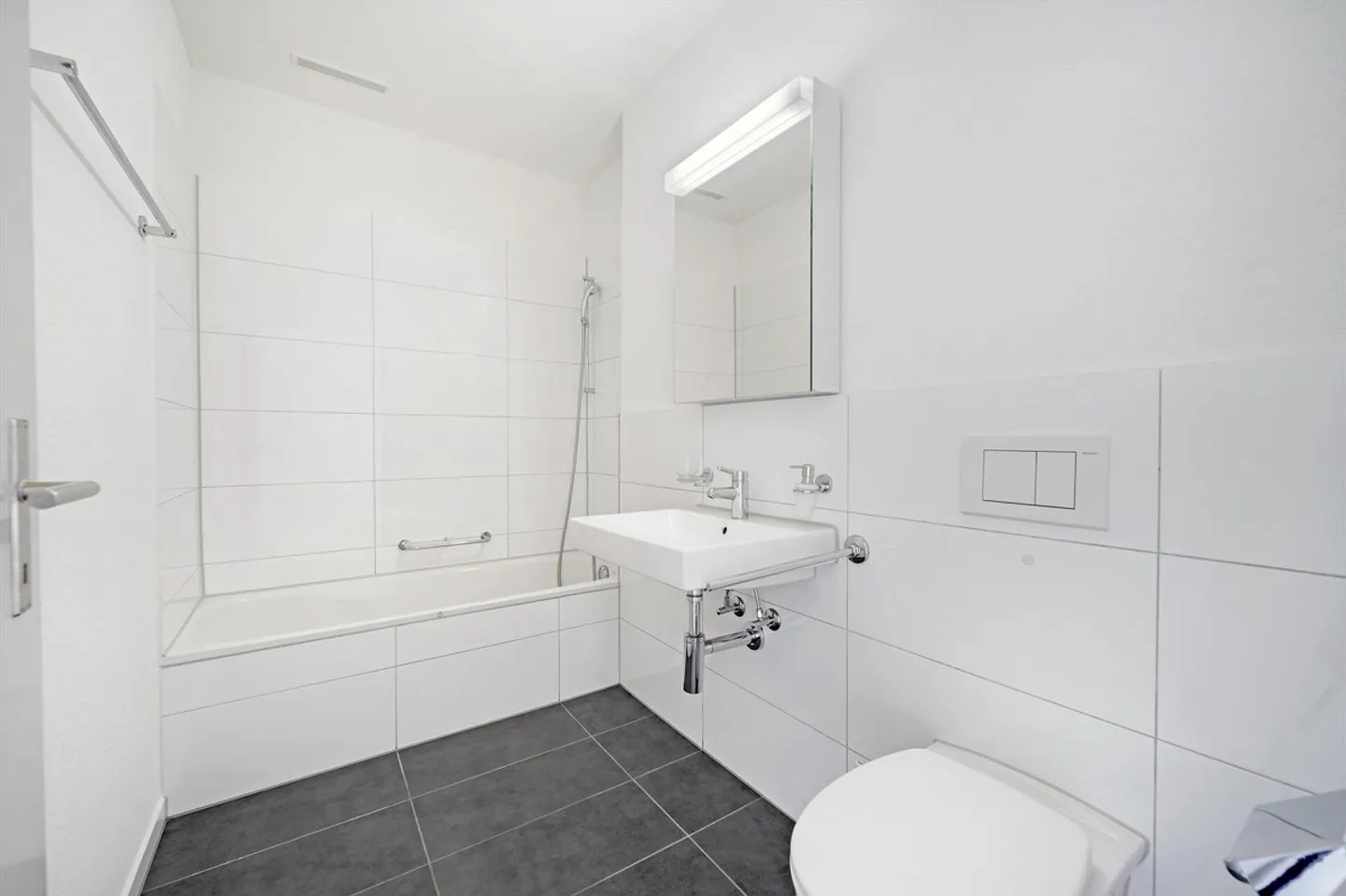 Bellissimo appartamento luminoso - Affittare senza deposito - Foto 4 di 6