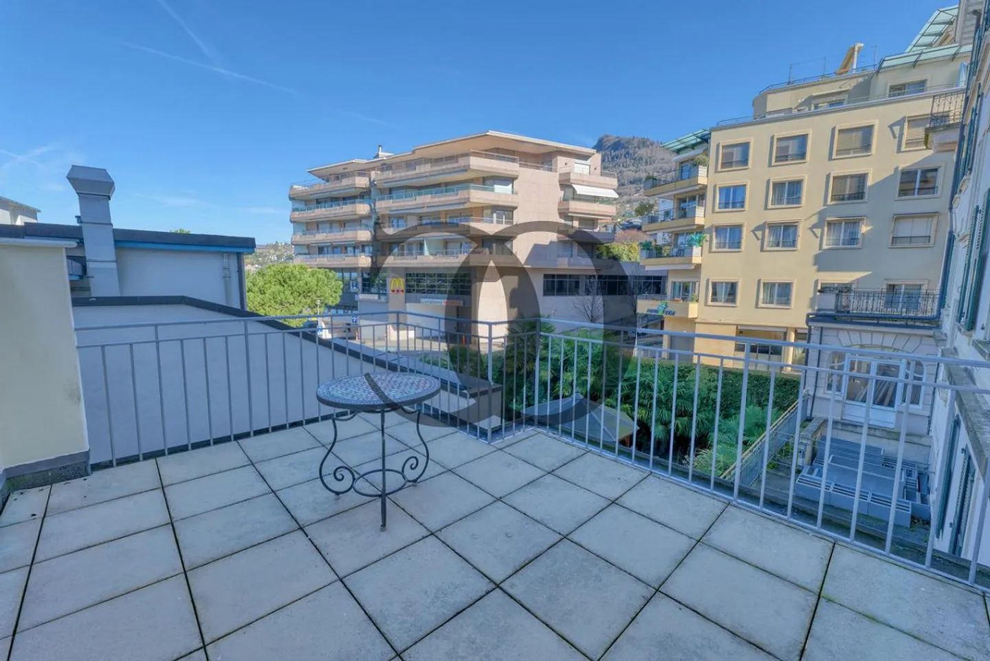 Pretty 2.5 rooms by the lake with terrace - Photo 9 of 9