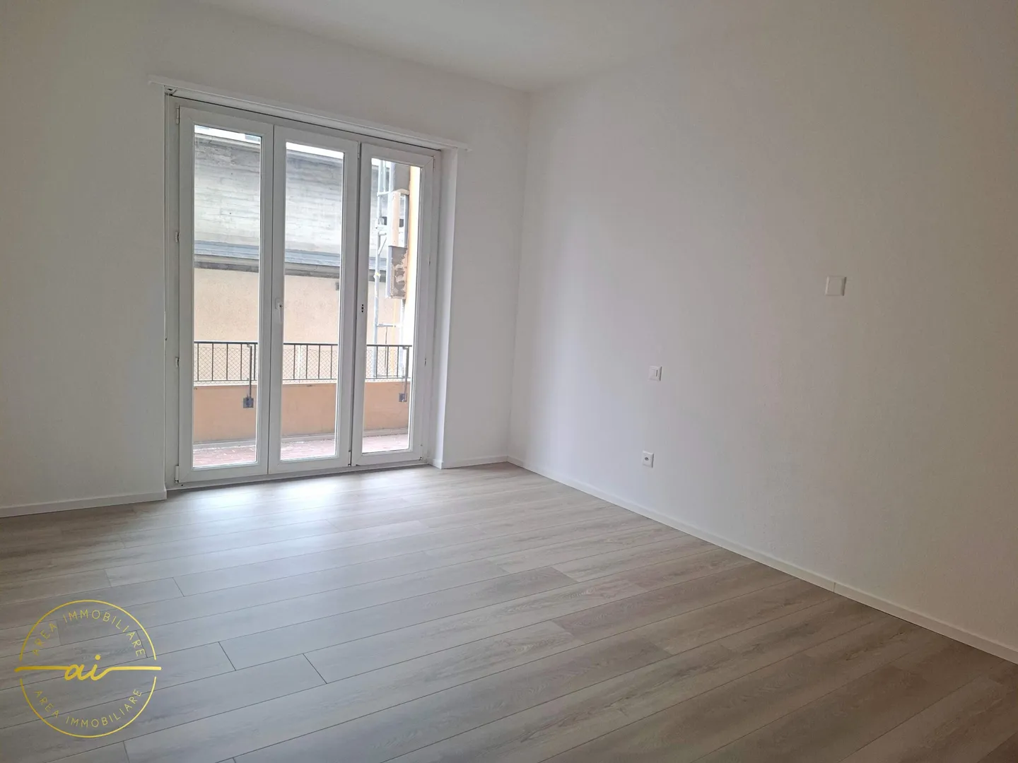4.5-ZIMMER-WOHNUNG IM PALAPENZ-GEBIET IN CHIASSO - Foto 4 von 7