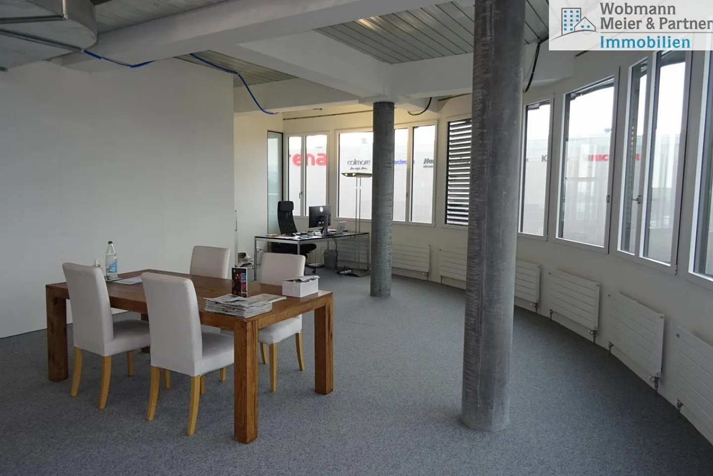 Offriamo uno spazio di 121 e 60 m2 nella Torre Medica nell'EKZ Inside, Volketswil - Foto 4 di 9