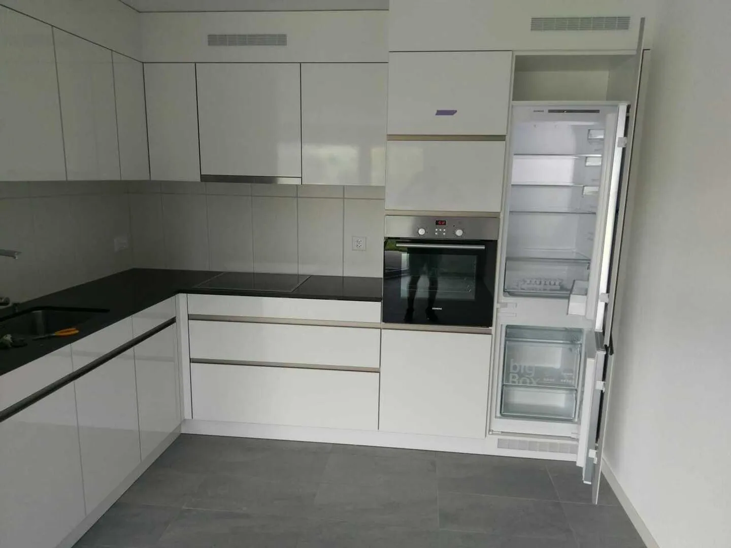 In affitto dal 01.10.2026, bellissimo appartamento di 2,5 locali a Lucens. - Foto 5 di 7