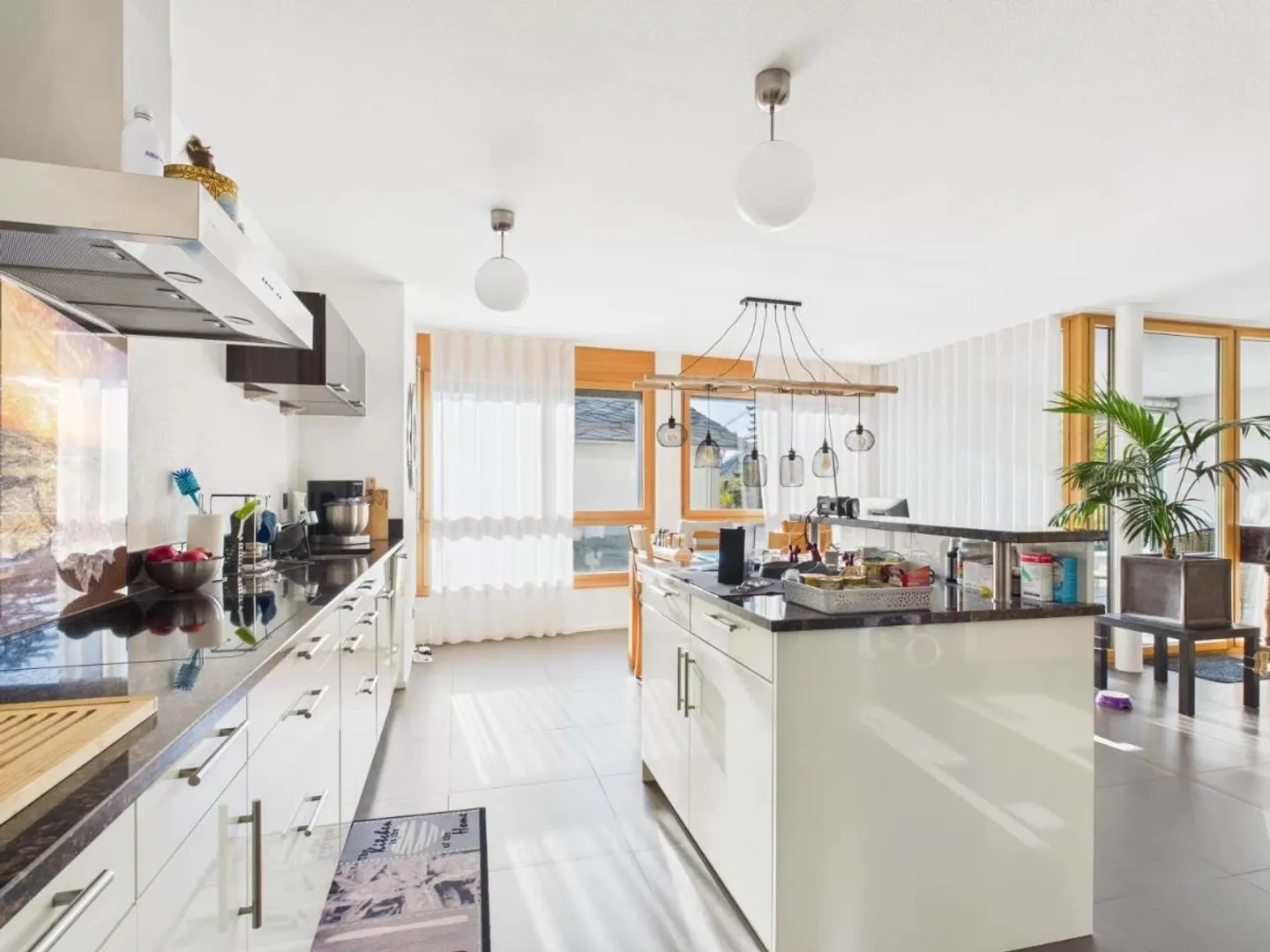 High-quality apartment with loggia and hobby room in Gampel - Photo 7 of 10