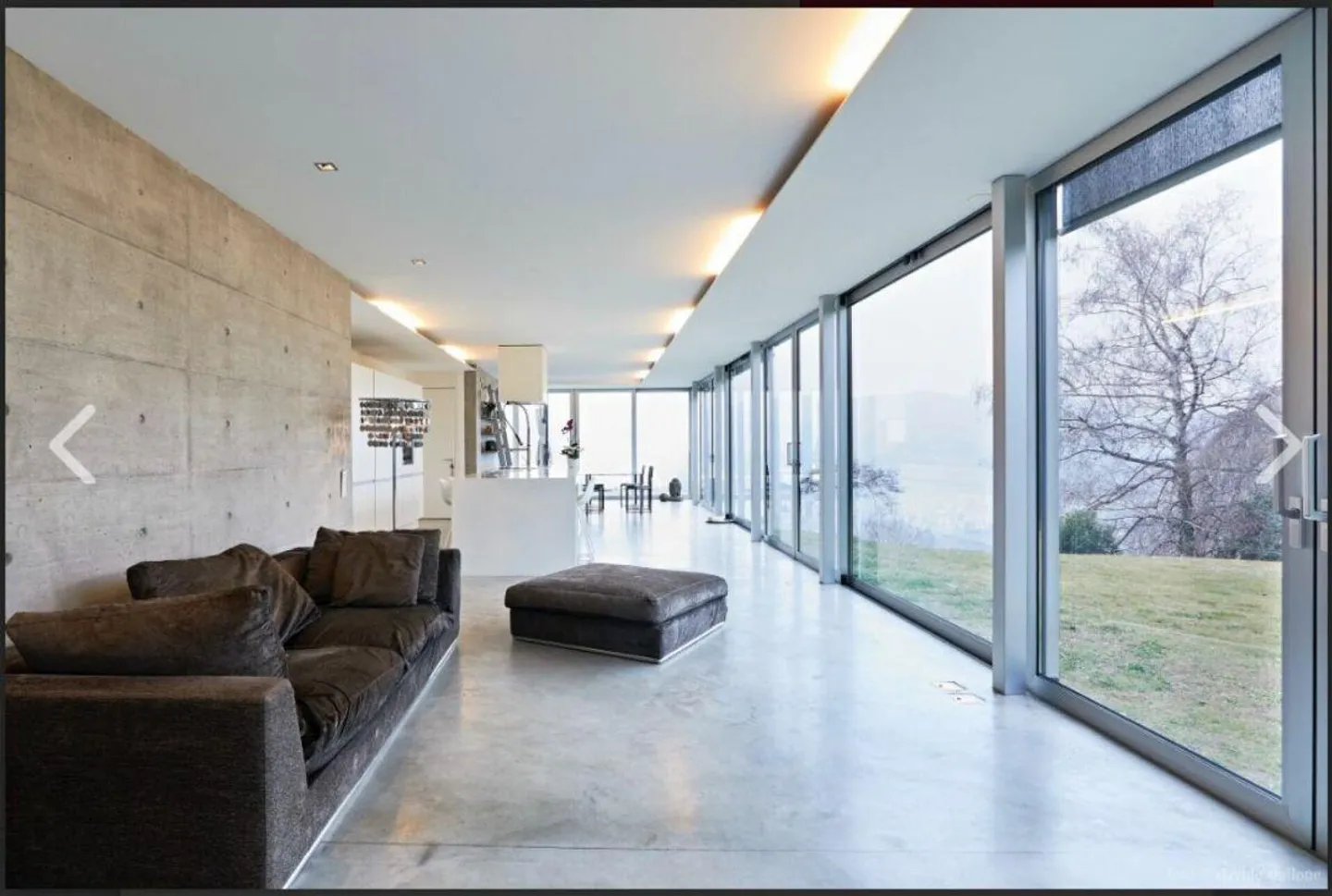 Moderna ed elegante villa con ampio giardino - Foto 4 di 10