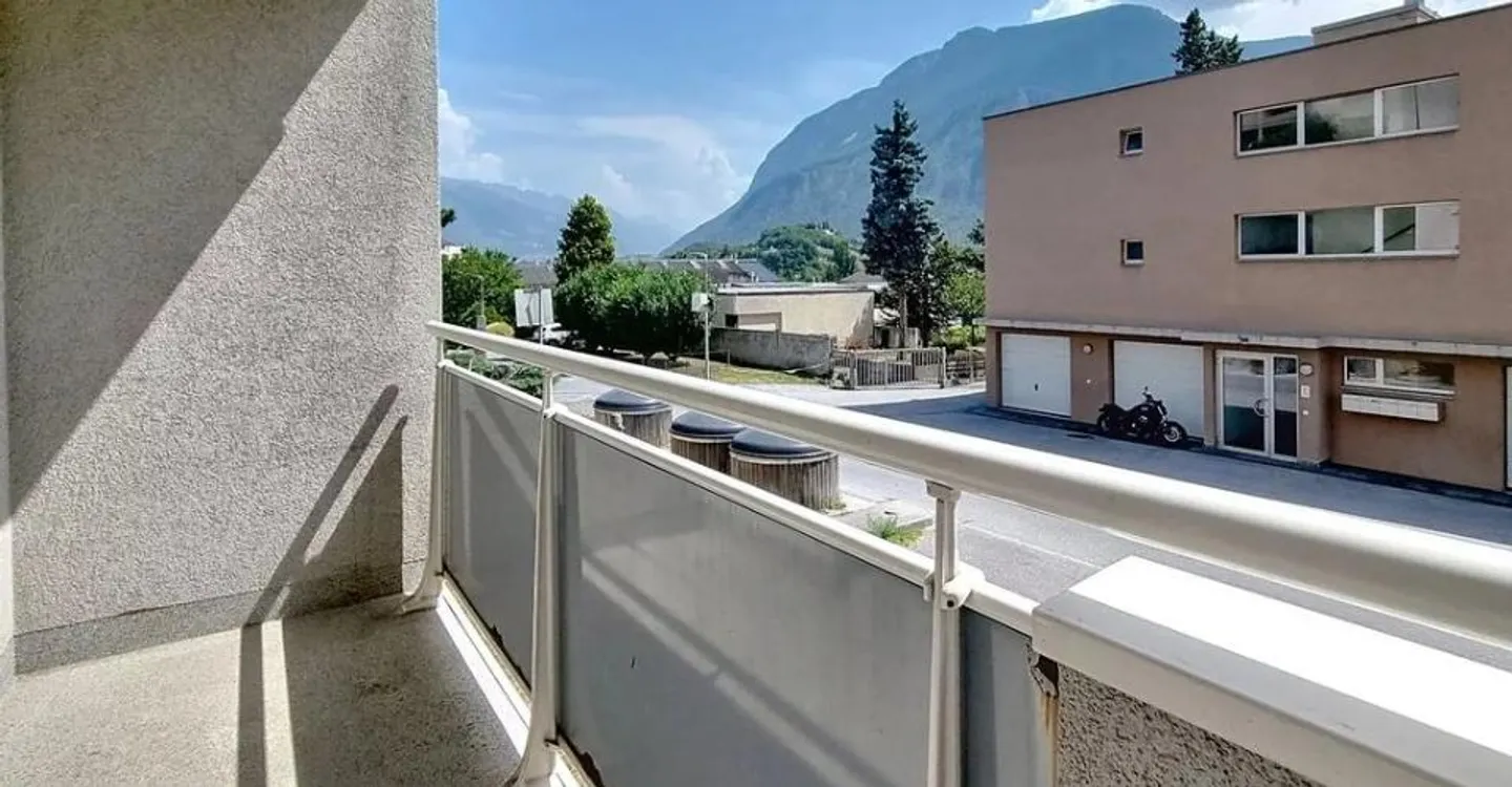 3 stanze al 3° piano a Sierre - Foto 3 di 11