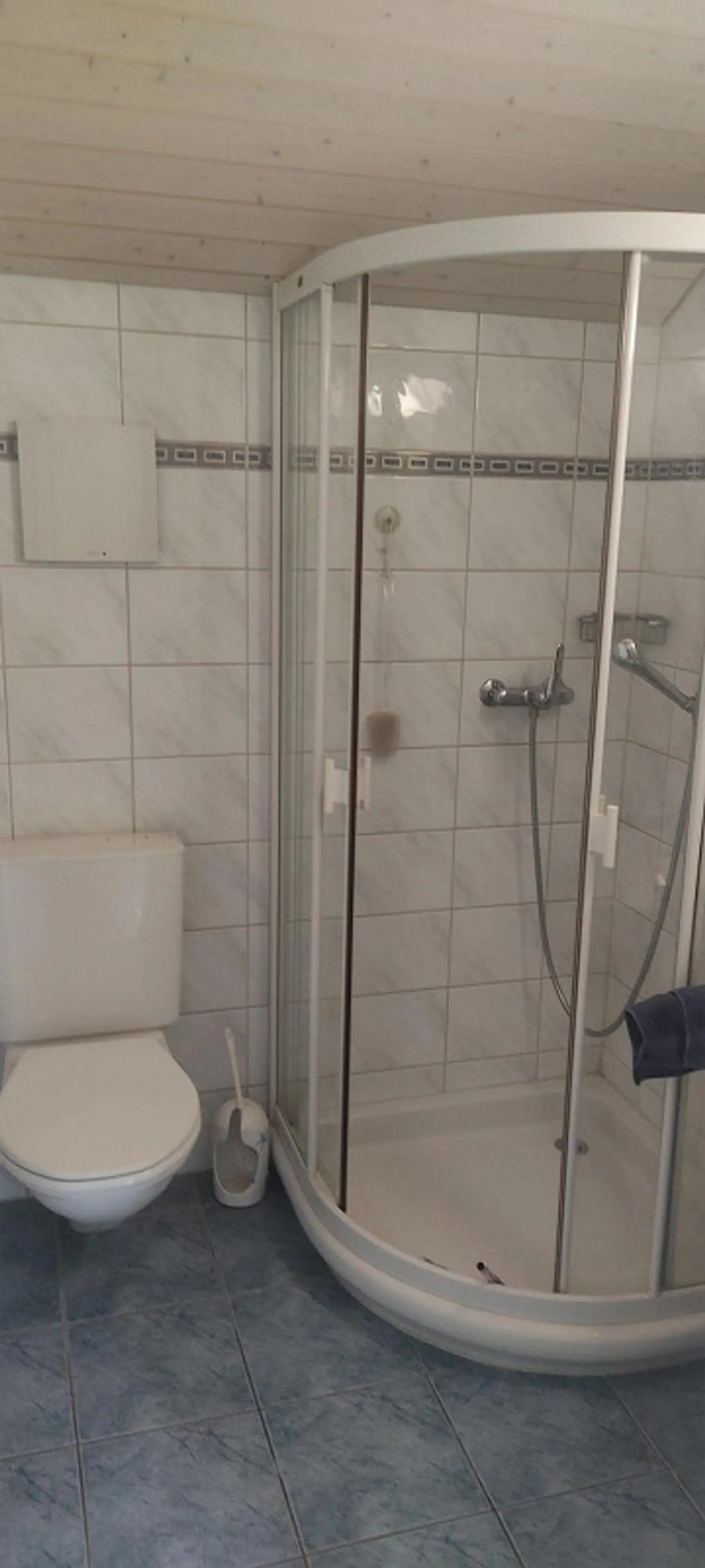 Modernes Penthouse mit Balkon - Foto 6 von 8