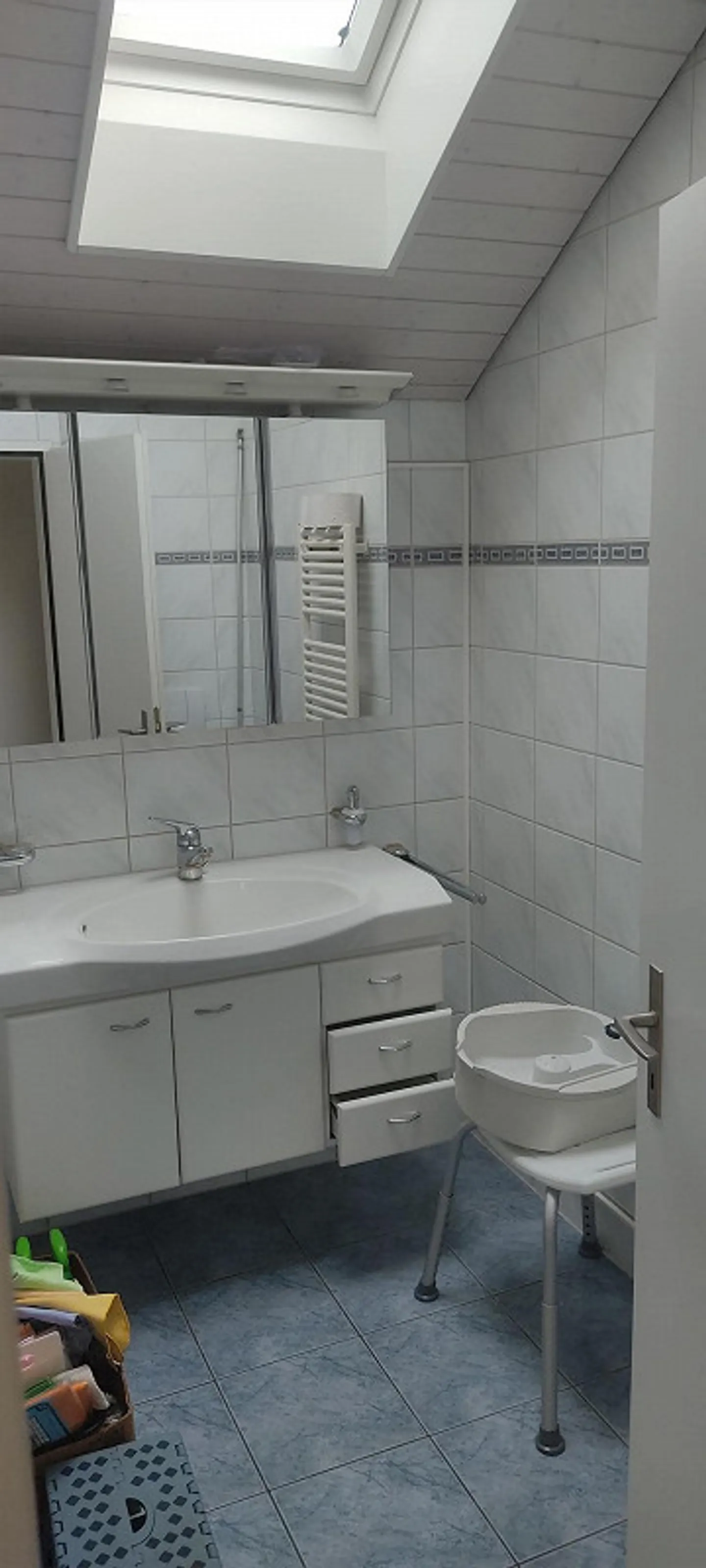 Modernes Penthouse mit Balkon - Foto 7 von 8