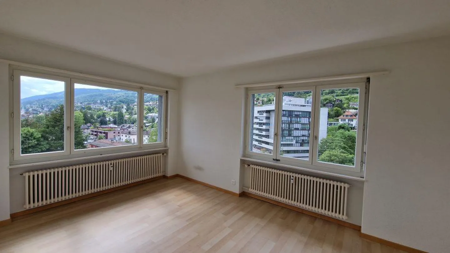 Appartement spacieux avec une vue magnifique sur Bienne - Photo 9 sur 9
