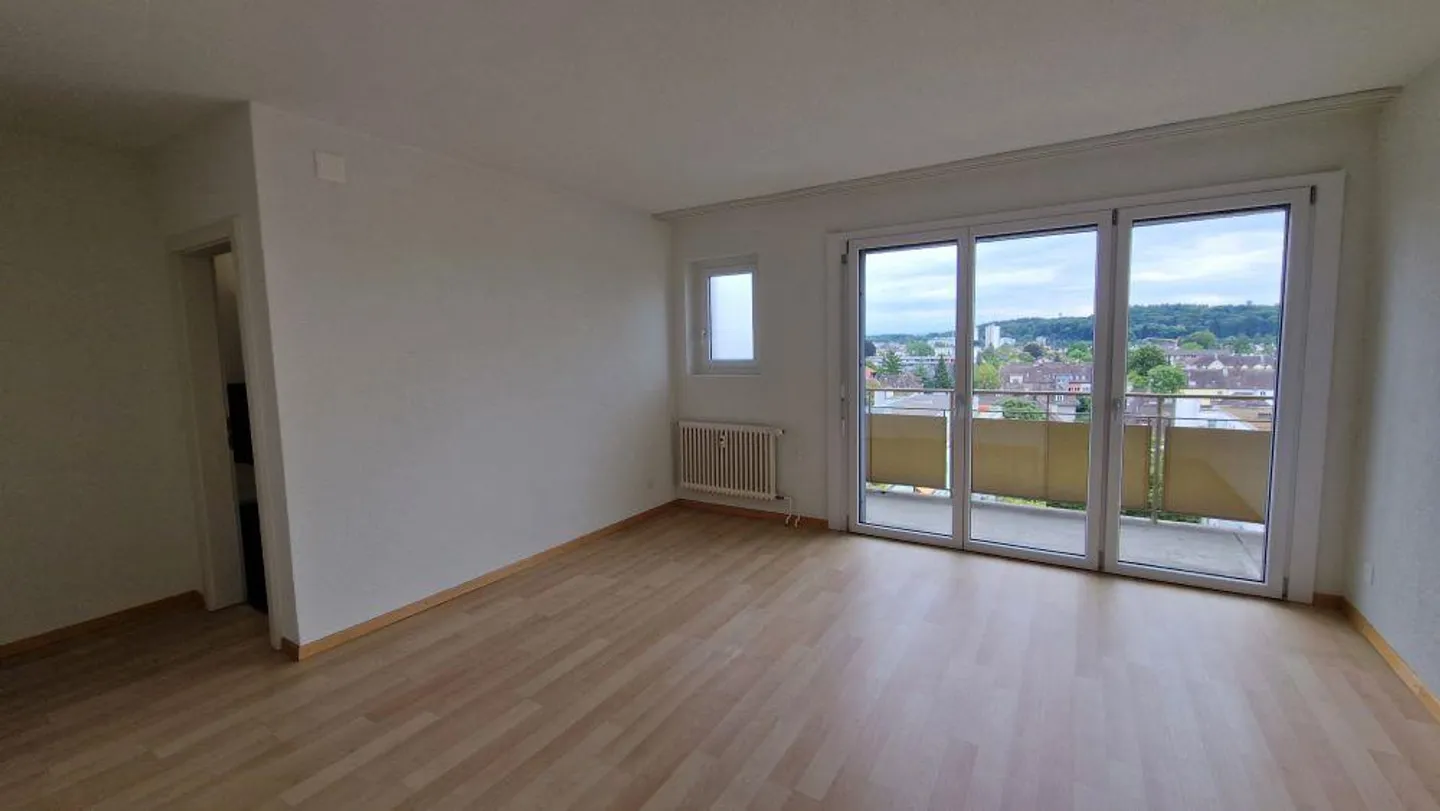 Appartement spacieux avec une vue magnifique sur Bienne - Photo 8 sur 9