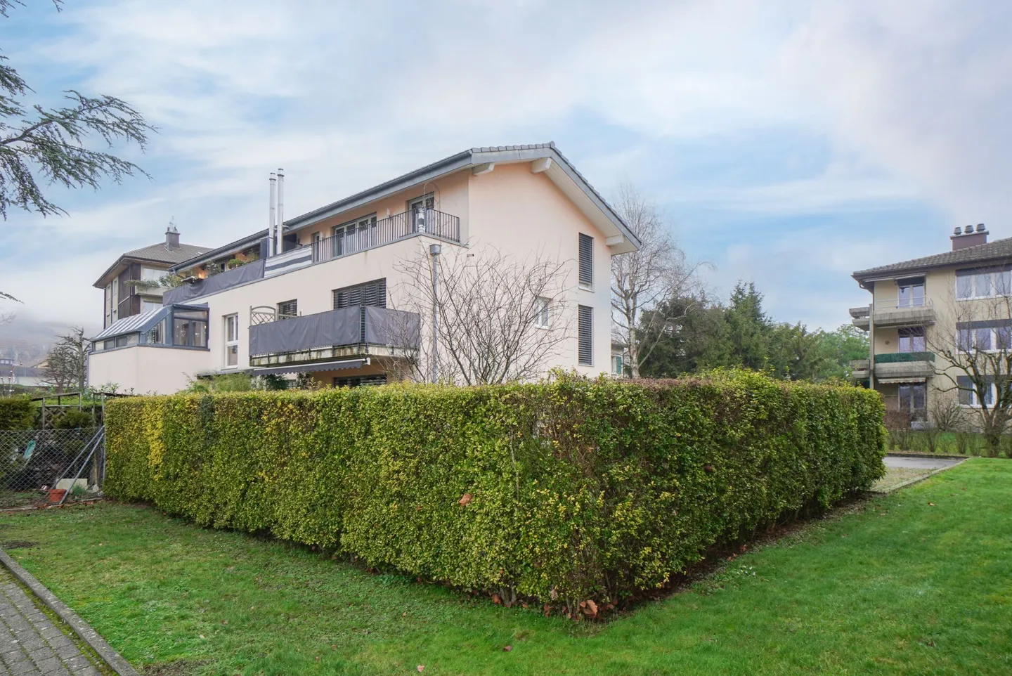 GRAND DUPLEX WITH YIELD STUDIO - Photo 1 of 12