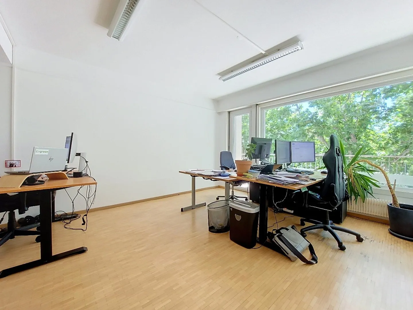 Office 6.5 rooms - Photo 2 of 16