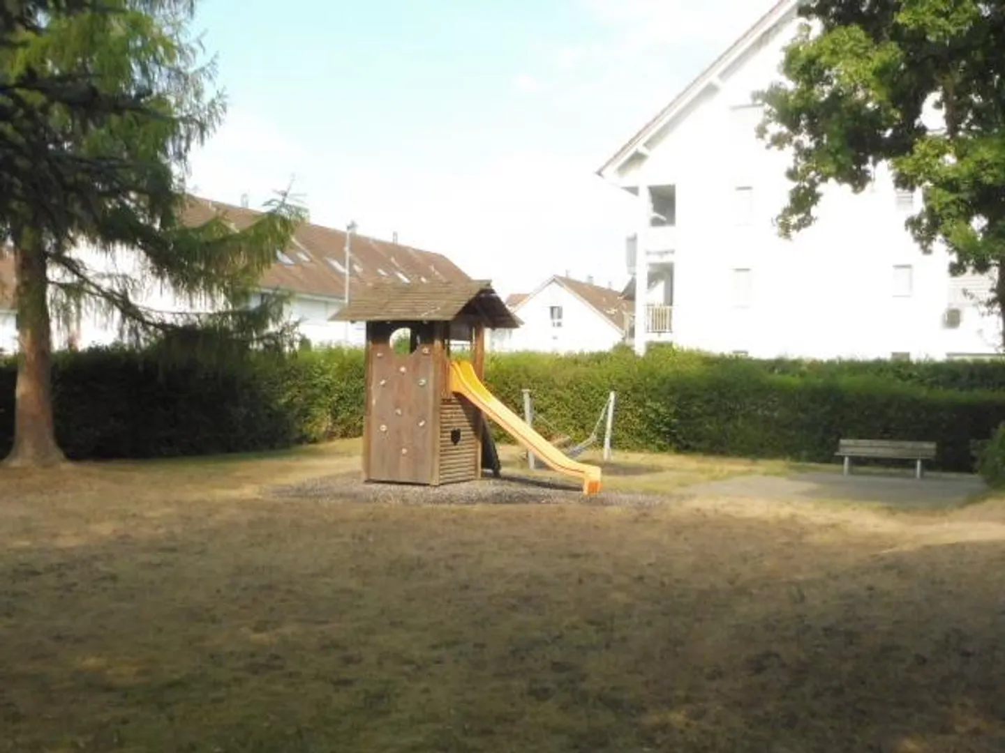 moderno appartamento giardino 4,5 stanze - Foto 3 di 18