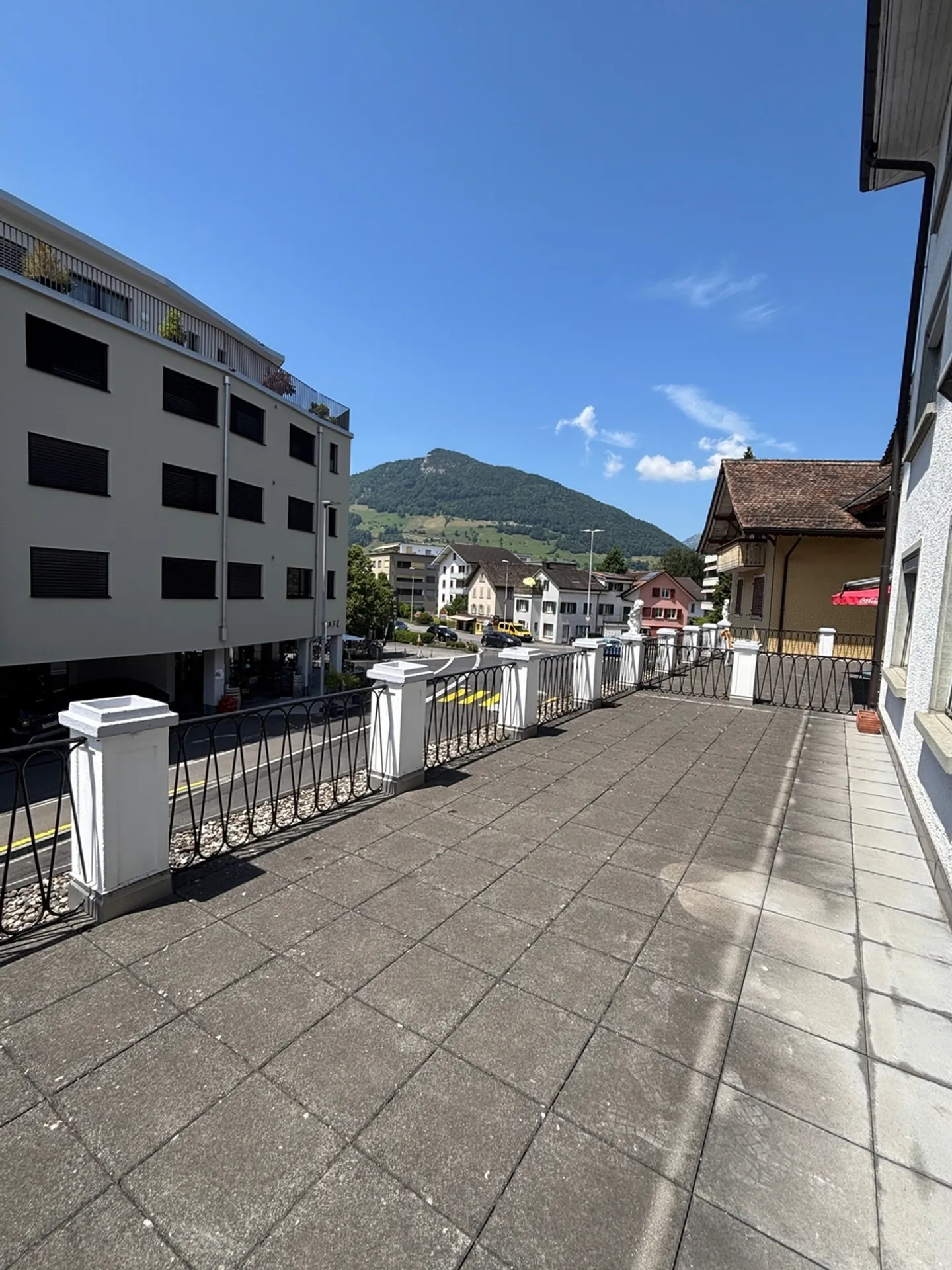 Appartamento 4 locali - Foto 4 di 5