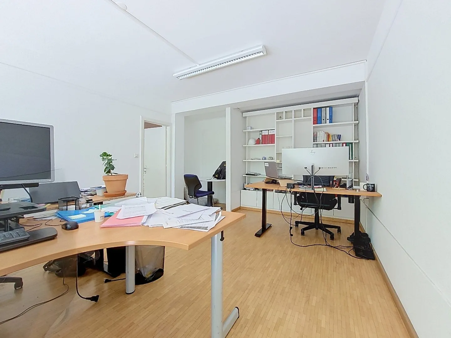 Office 6.5 rooms - Photo 10 of 16