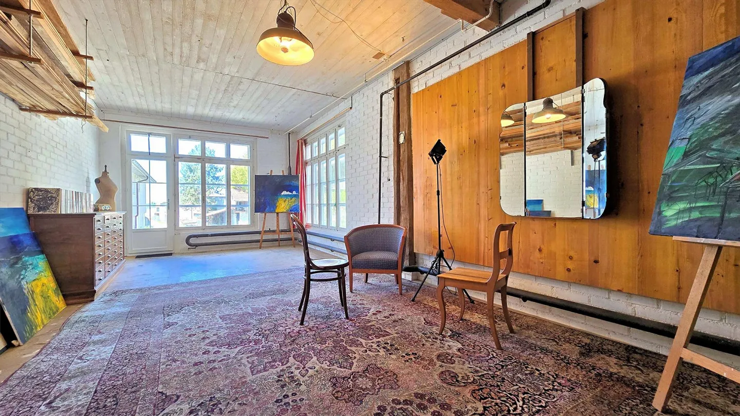 Newly built Flarz house section with studio/loft area - Photo 11 of 13