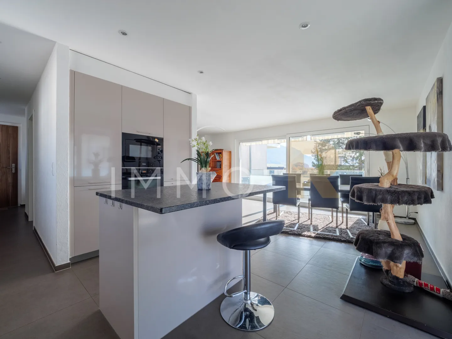 Appartamento in vendita - Foto 5 di 10