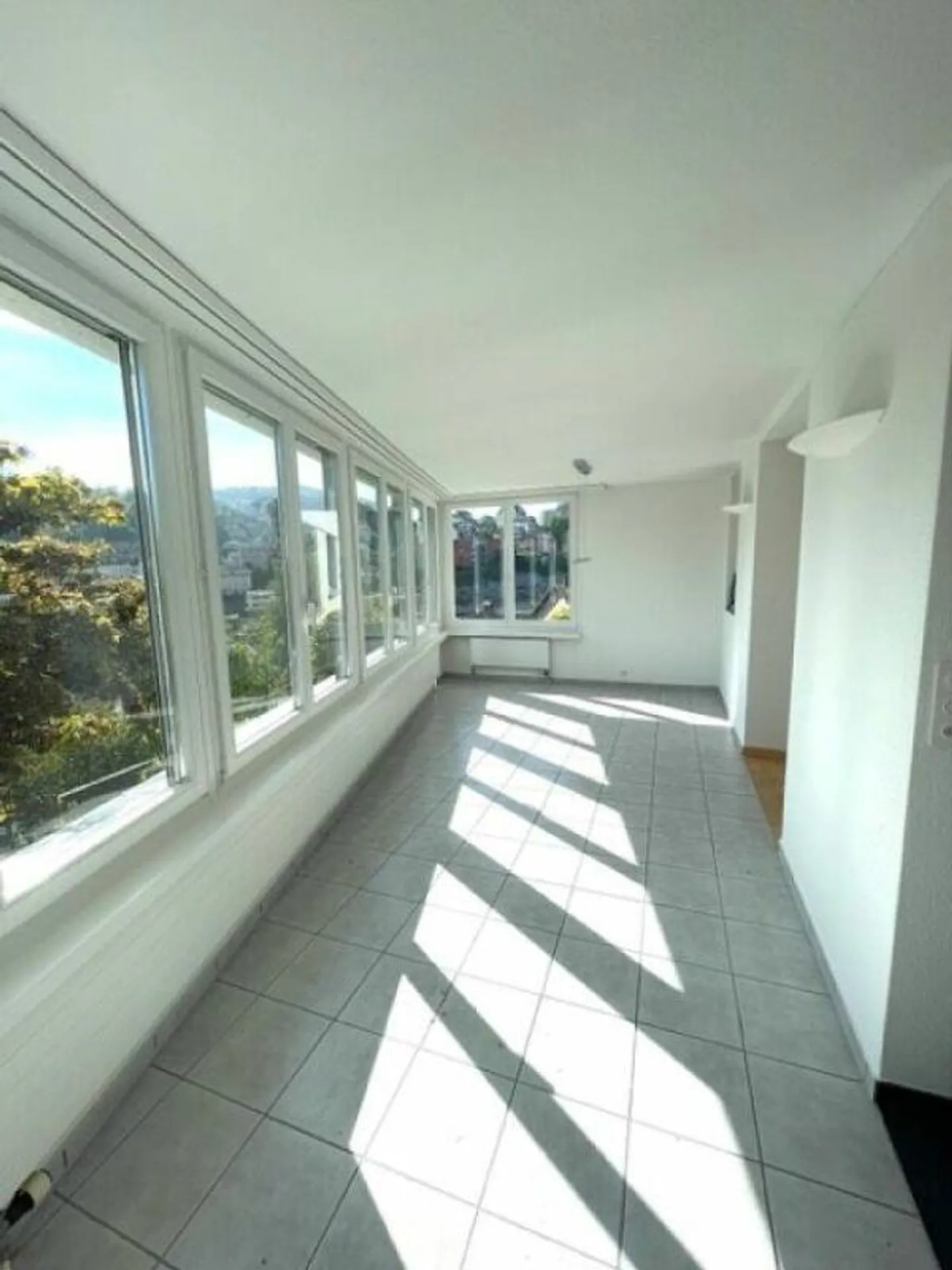 Geräumige Wohnung mit Garten - Foto 4 von 9