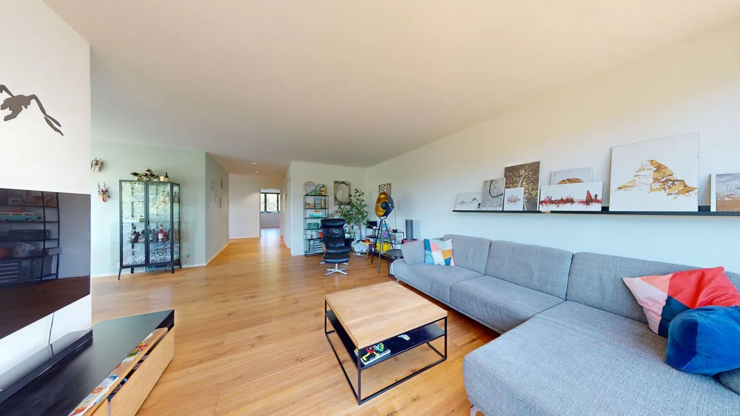 Unique Garden Apartment in a Desirable and Elevated Location - Photo 6 of 10