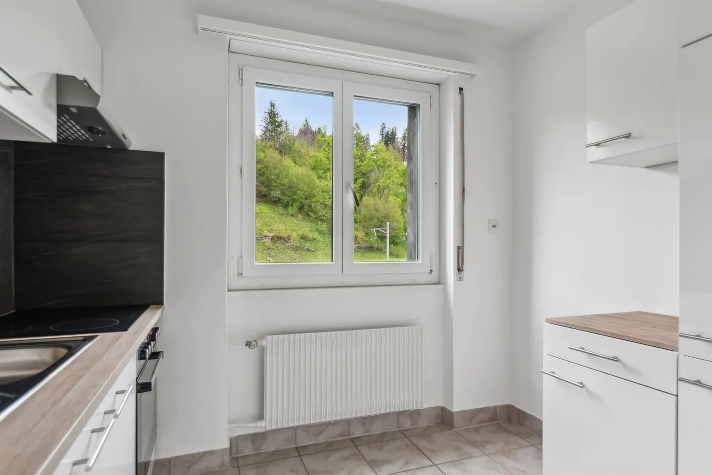 Ristrutturato - buona posizione - vista fantastica - Foto 3 di 10