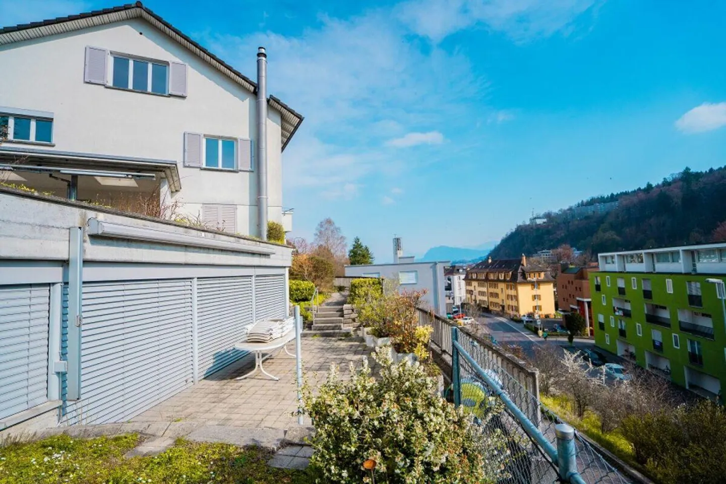 Geräumige Wohnung mit Garten - Foto 2 von 9