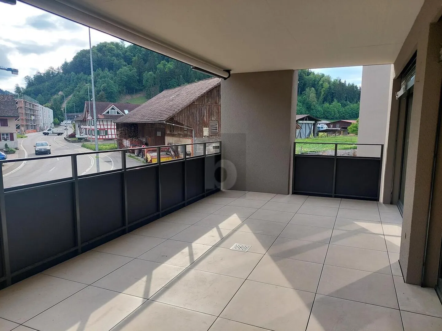 SPACIEUX, MODERNE ET FAMILIAL - Photo 1 sur 6