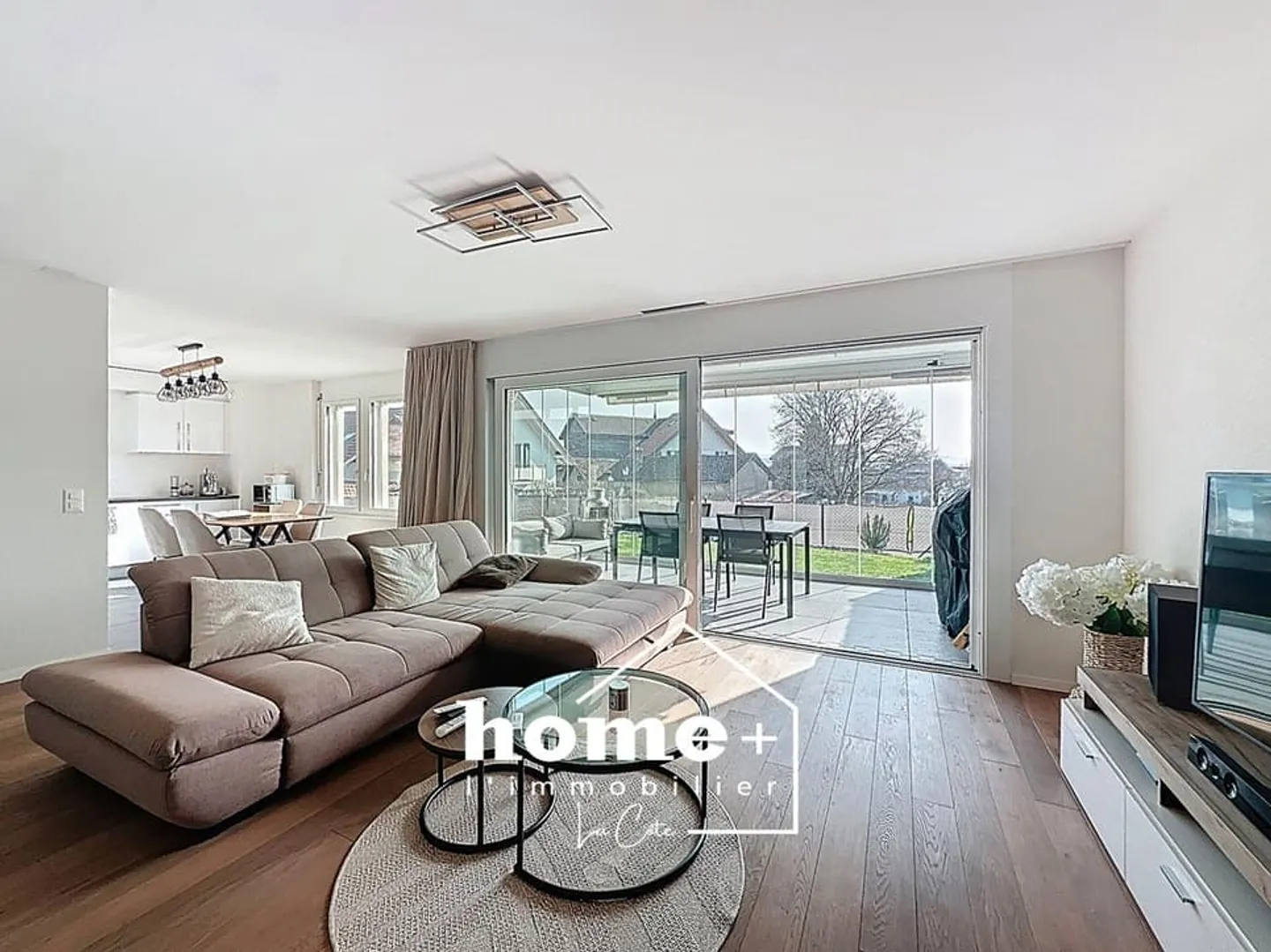 Charming Apartment with Garden - Photo 1 of 12