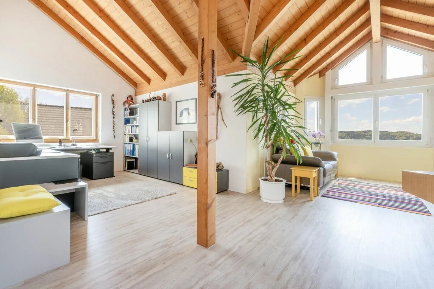 Vue panoramique de rêve rencontre qualité de vie - maison individuelle polyvalente en emplacement élevé - Photo 13 sur 16