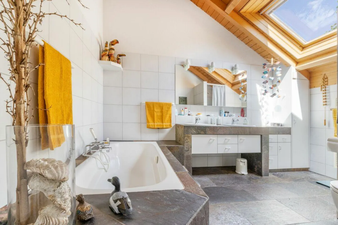 Vue panoramique de rêve rencontre qualité de vie - maison individuelle polyvalente en emplacement élevé - Photo 15 sur 16