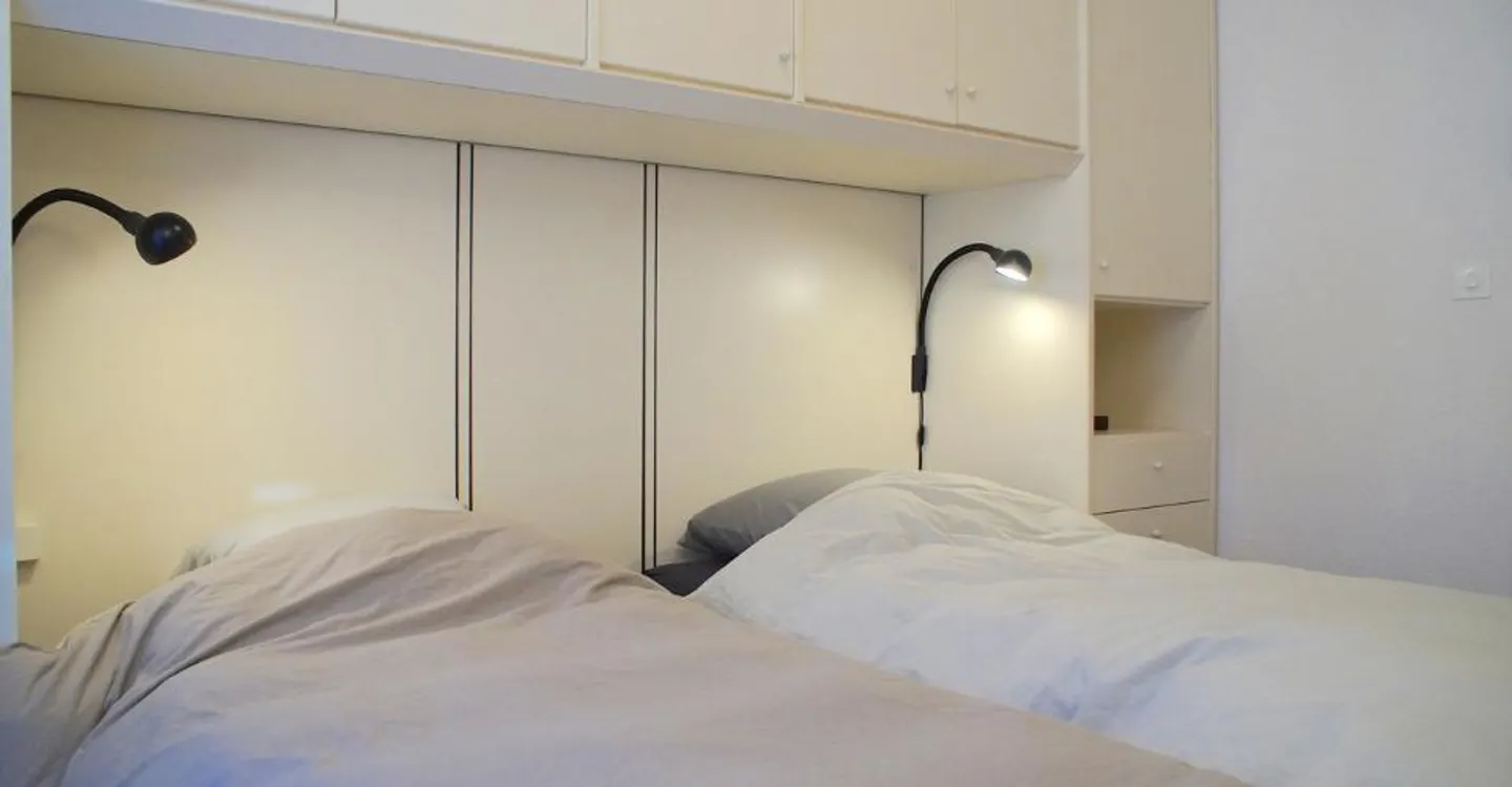 Renovated Apartment in Crans-Montana - Photo 12 of 13