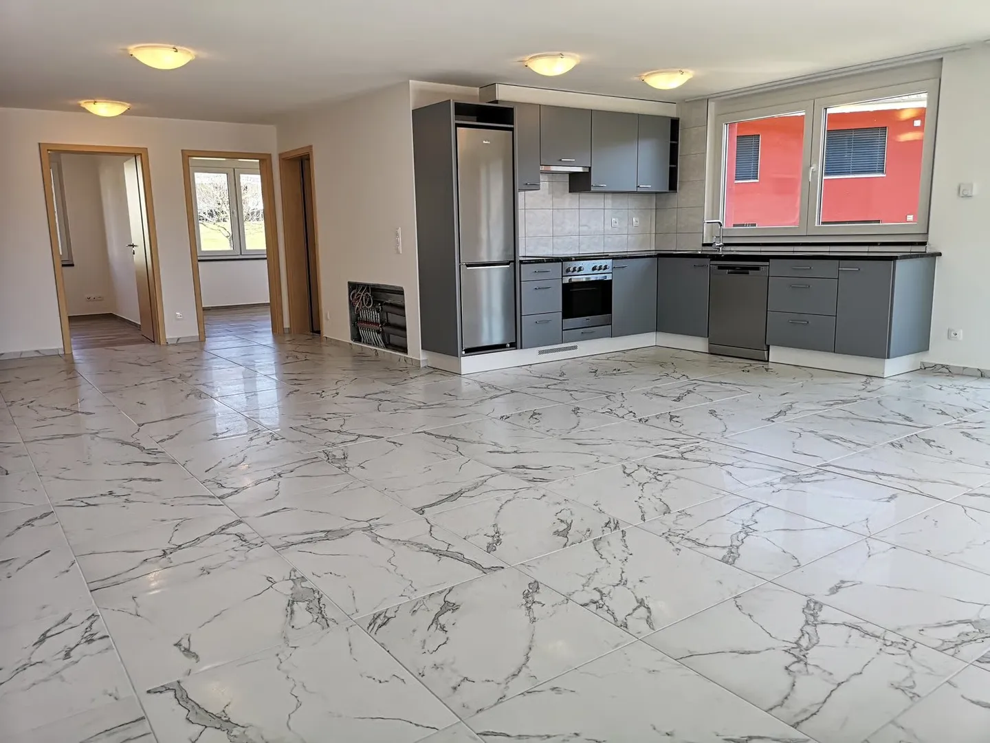 Appartamento moderno con giardino - Foto 10 di 17